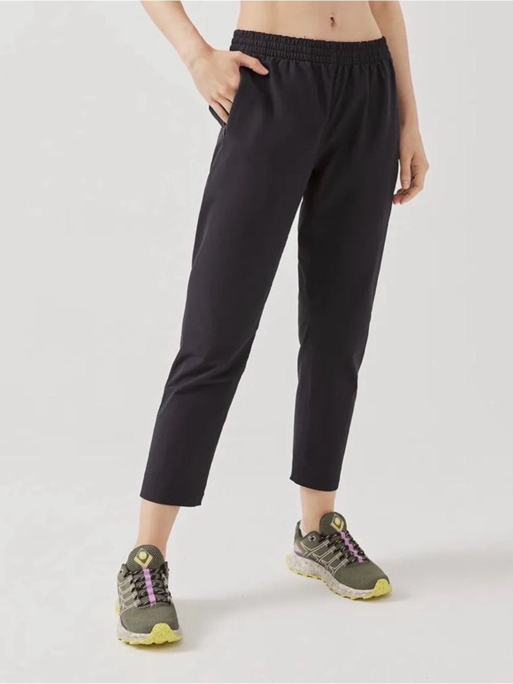 Outdoor Voices RecTrek Cropped Wide Leg Pant – Black